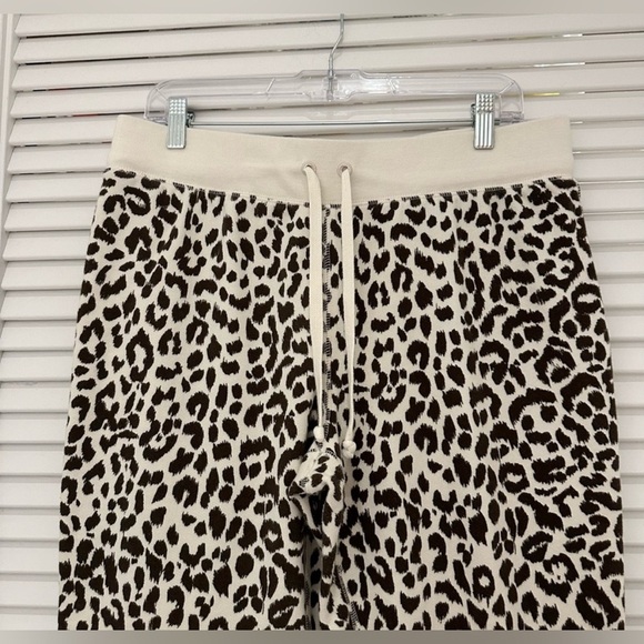 (Set) J.Crew leopard print terry cloth cotton pullover crewneck and jogger pants - Picture 7 of 10
